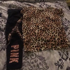 Victoria’s Secret Pink Leggings and Shirt Outfit